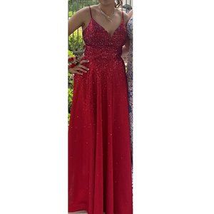 Ellie Wilde Style EW121001 Ruby Red Prom Dress, Size 10 V-Neck
